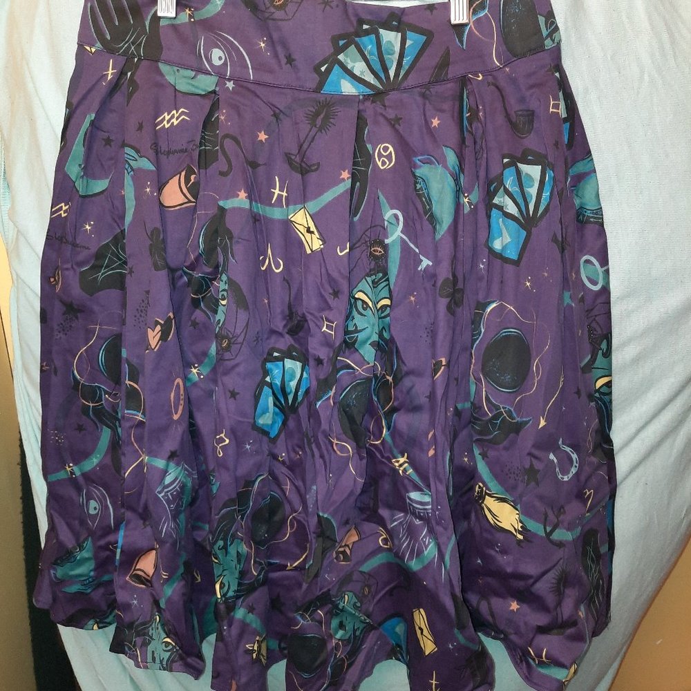 PUG fortune teller skirt - TAILORED